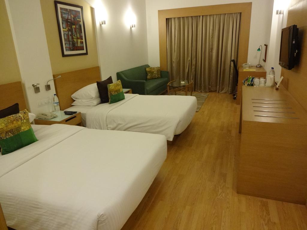 Lemon Tree Premier Hitec City Hyderabad Eksteriør billede