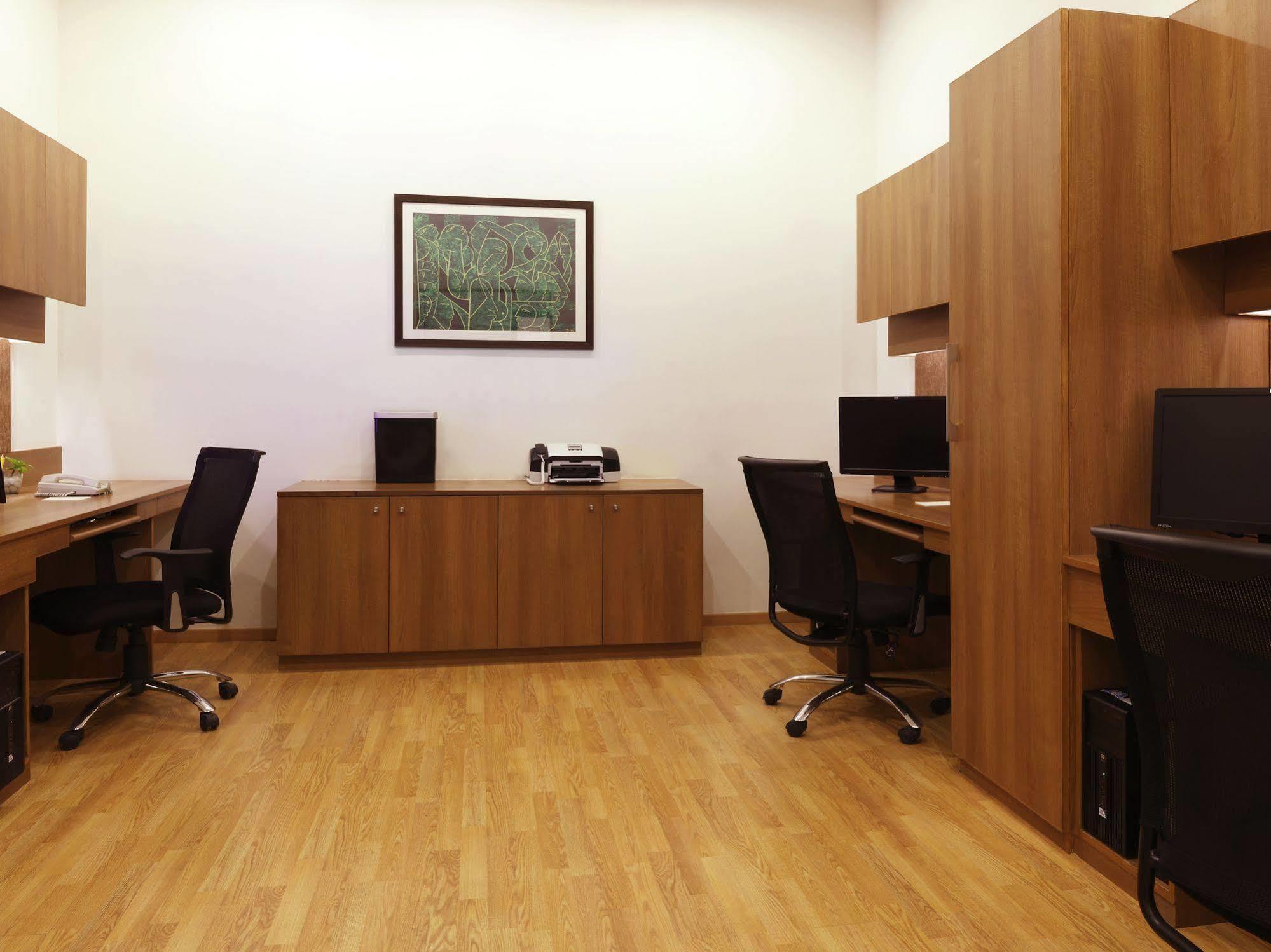 Lemon Tree Premier Hitec City Hyderabad Eksteriør billede